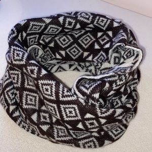 Infinity scarf